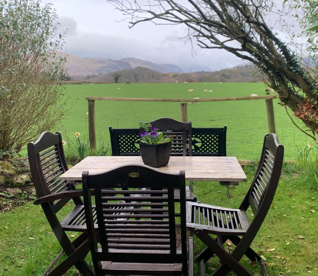 Roses - Near Scafell Comfy Modern Idyllic * Santon Bridge